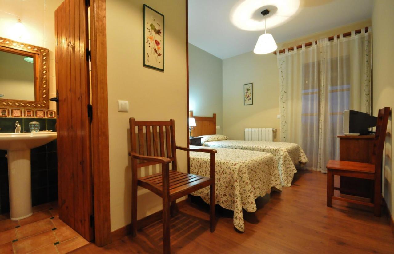 Hotel Rural Aguallevada Paramio الغرفة الصورة